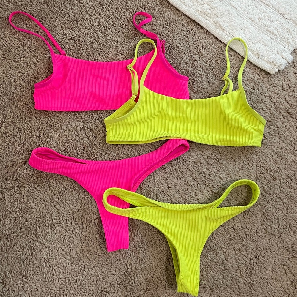 Frankies bikinis sets